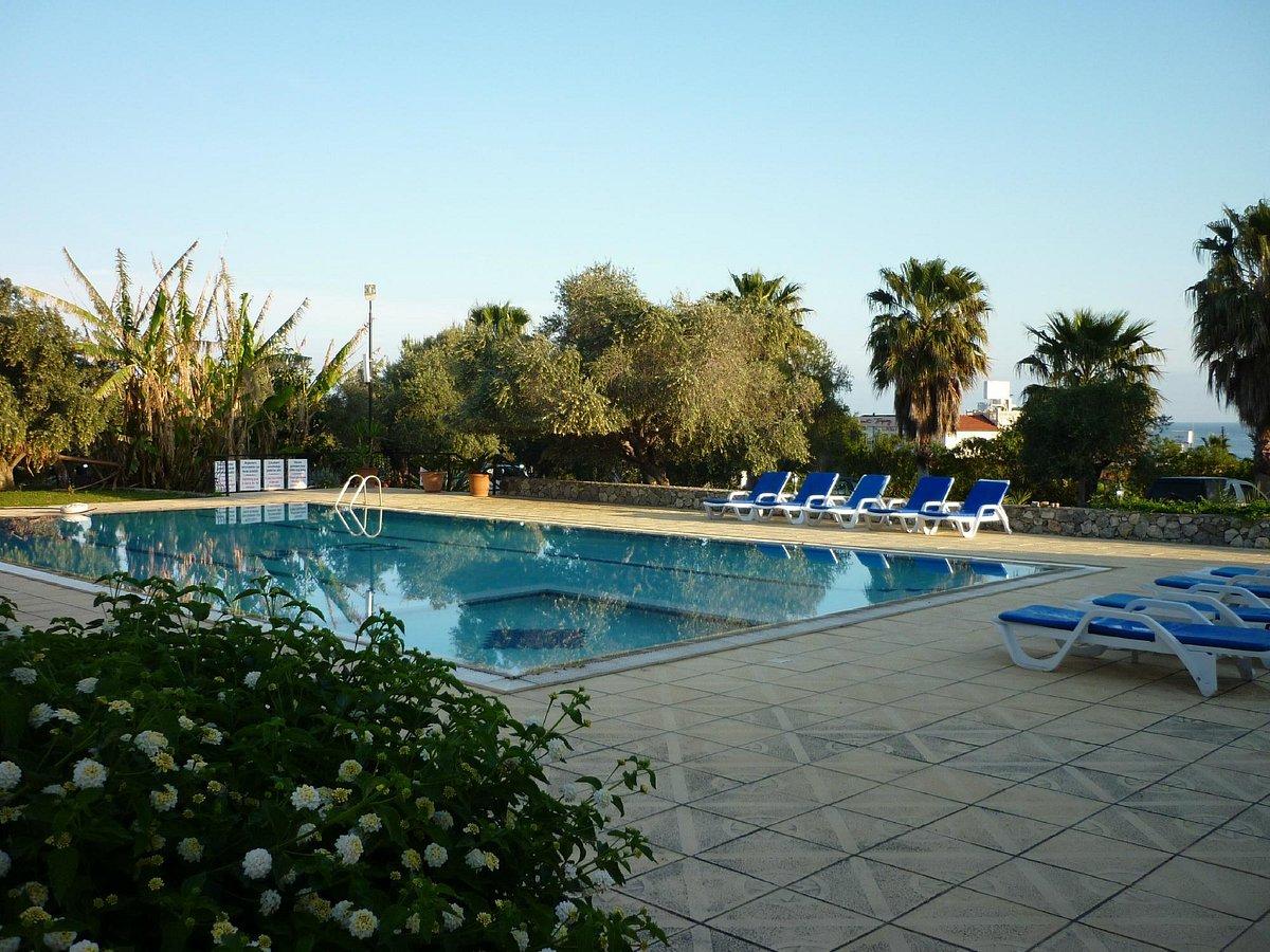 Bare Hill Holiday Village Elea Екстер'єр фото