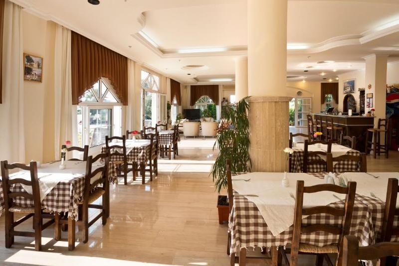 Bare Hill Holiday Village Elea Екстер'єр фото