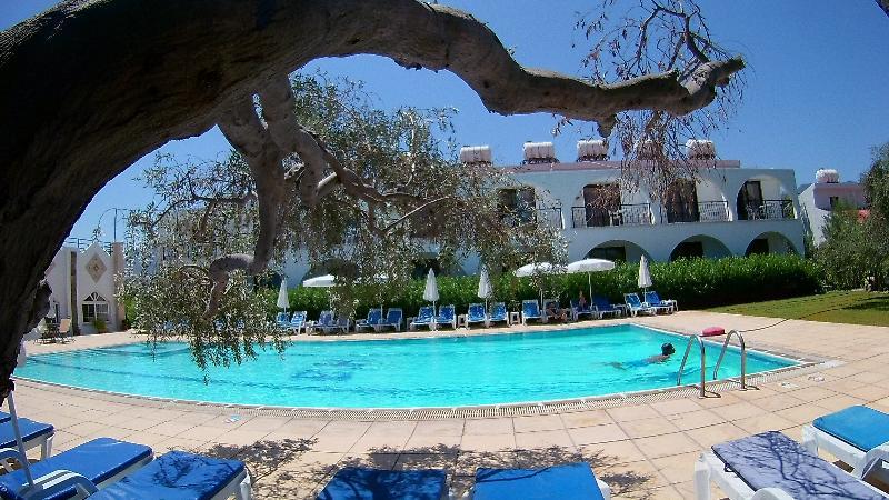 Bare Hill Holiday Village Elea Екстер'єр фото