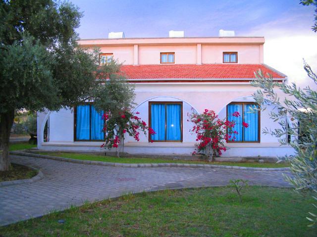 Bare Hill Holiday Village Elea Екстер'єр фото