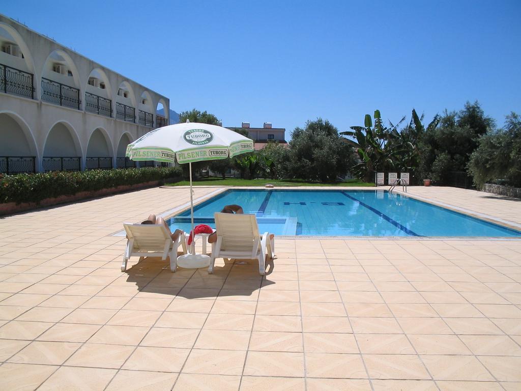 Bare Hill Holiday Village Elea Екстер'єр фото